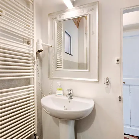 Appartement Bilocale Merlino *